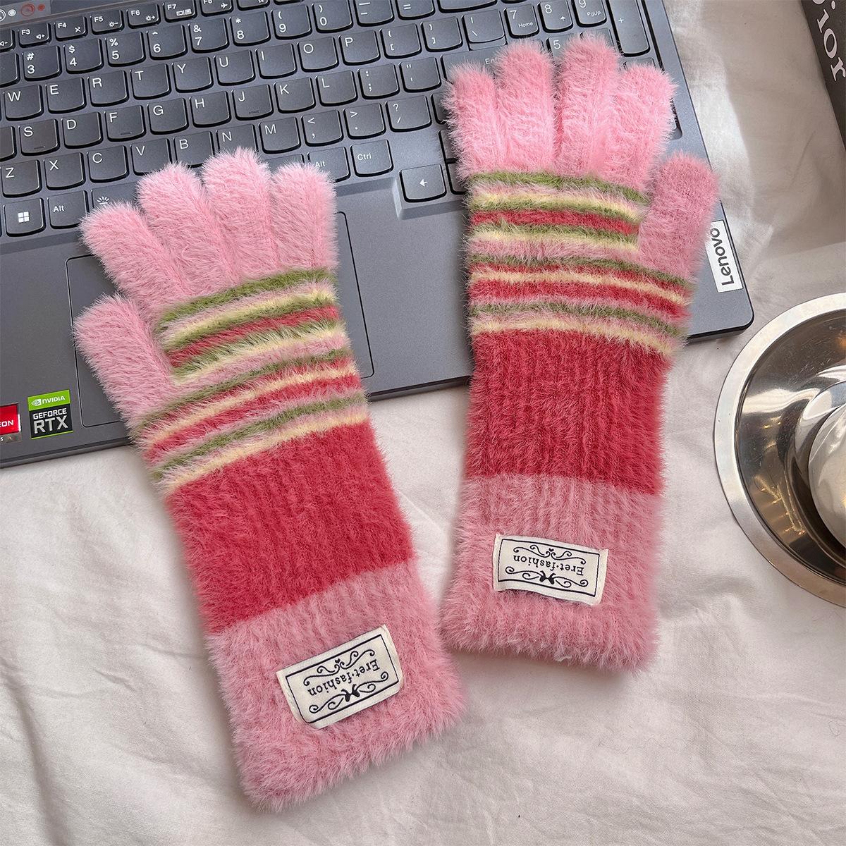 

New Cute Rainbow Stripe Fingerless Gloves Girls Winter Touch Screen Anti Freeze Warm Knitted Mittens for Women Fashion Versatile рожевий