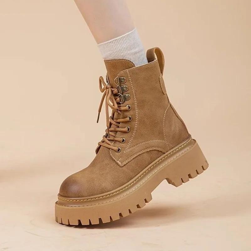 Madingi masyvūs baikerių aulinukai platforminiai moteriški trumpi batai odiniai apvalianosiai moteriški aulinukai 2024 m. pavasario pasiūlymas rudens tendencija naujiena