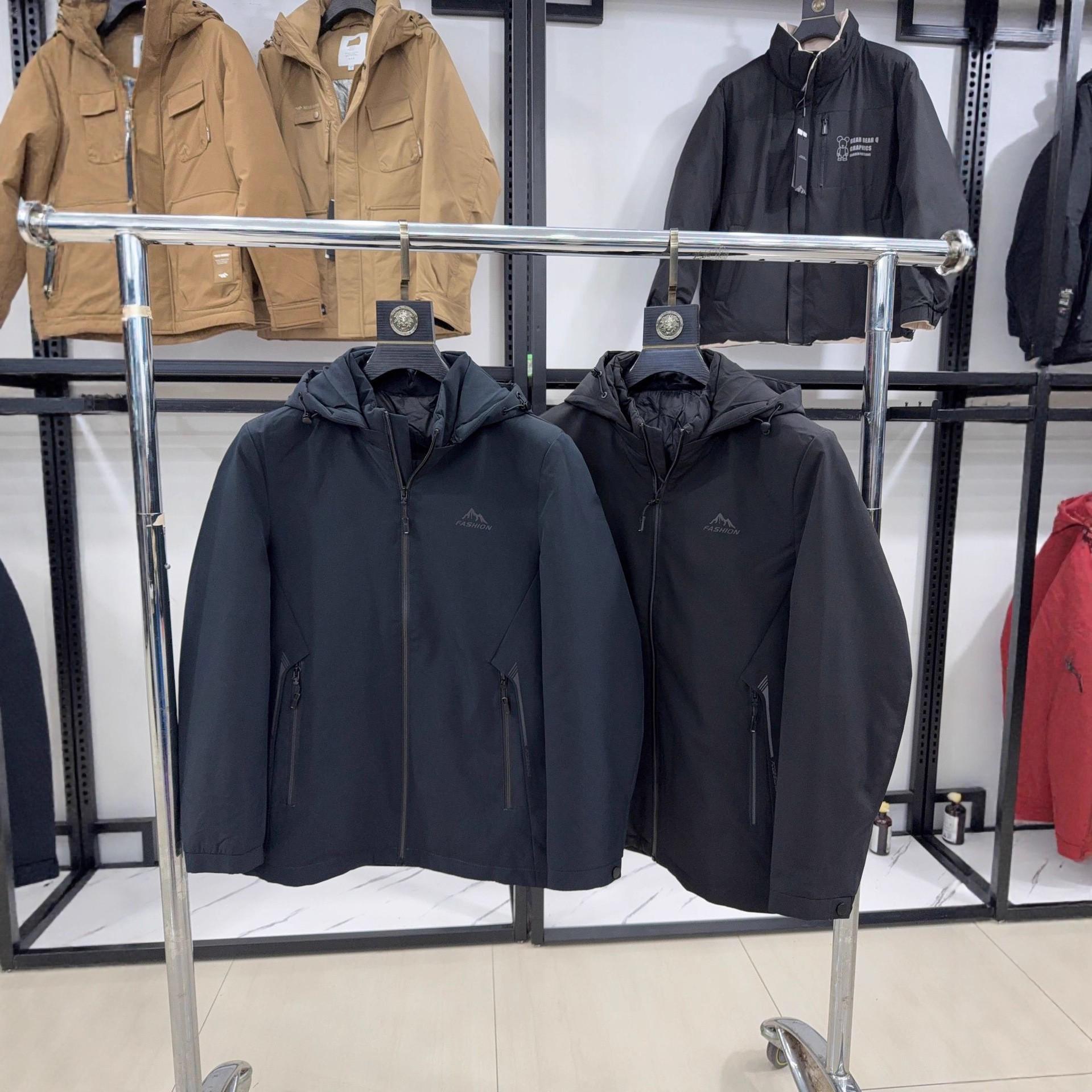 

Luo Family Men s 90% Duck Down Hooded Winter Jacket - Lightweight, Casual, Regular Fit, Warm 23859. Size 175 for 120-135 lbs блідий колір аква