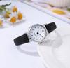 Marken Quarzuhren für Damen Hohe Qualität Damen Luxus Mode Kleines Zifferblatt Freizeituhr Leder Armbanduhr Relojes Para Mujer