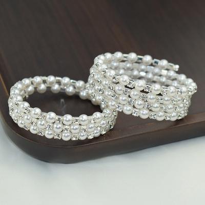 Elegantes Armband mit Kristallimitationsperlen, mehrschichtiges, dehnbares Perlenarmband