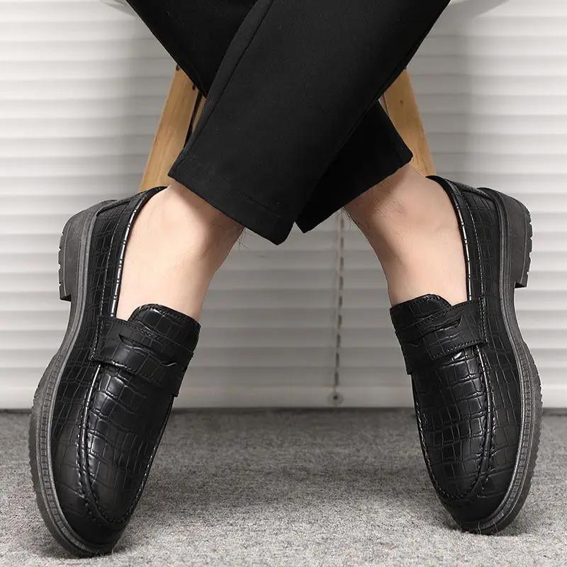 Thick Sole Loafers Leather Shoes for Men Platform Round Toe Man Casual Shoe In Promotion On Sale Comfortable Classic Original Pu