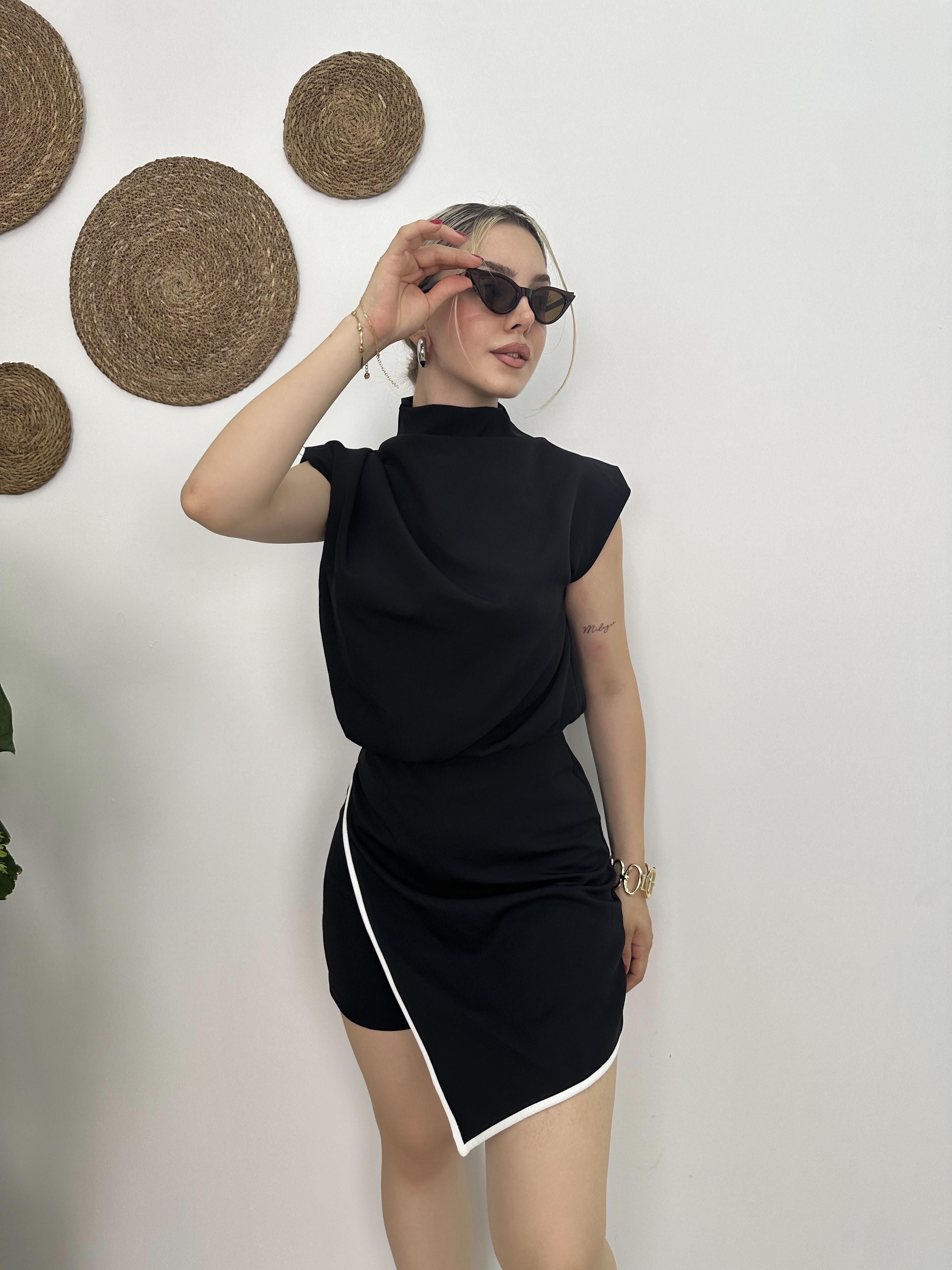 

Летняя коллекция 2024, короткое платье с шортами и детальной отделкой