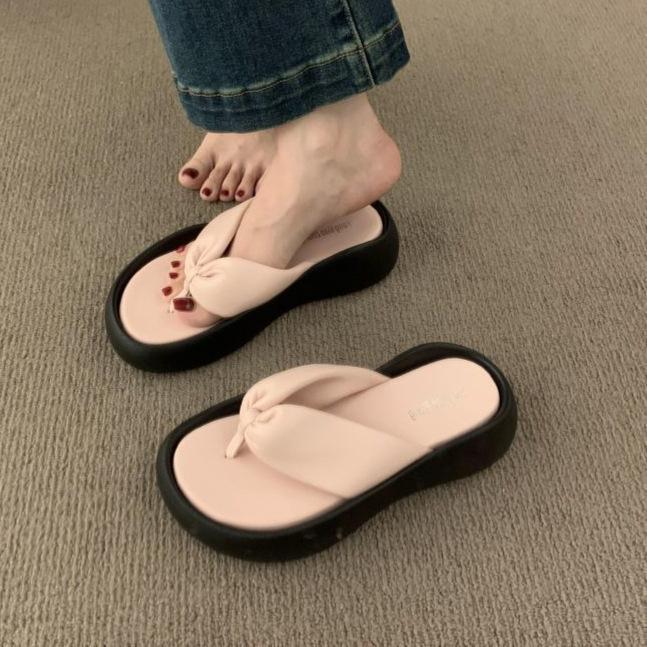 Internet Celebrities Super Hot Tide Thick Sole Heightening Foot Flip-flops Shoes Women Summer Wear 2025 Summer New Beach Sandals