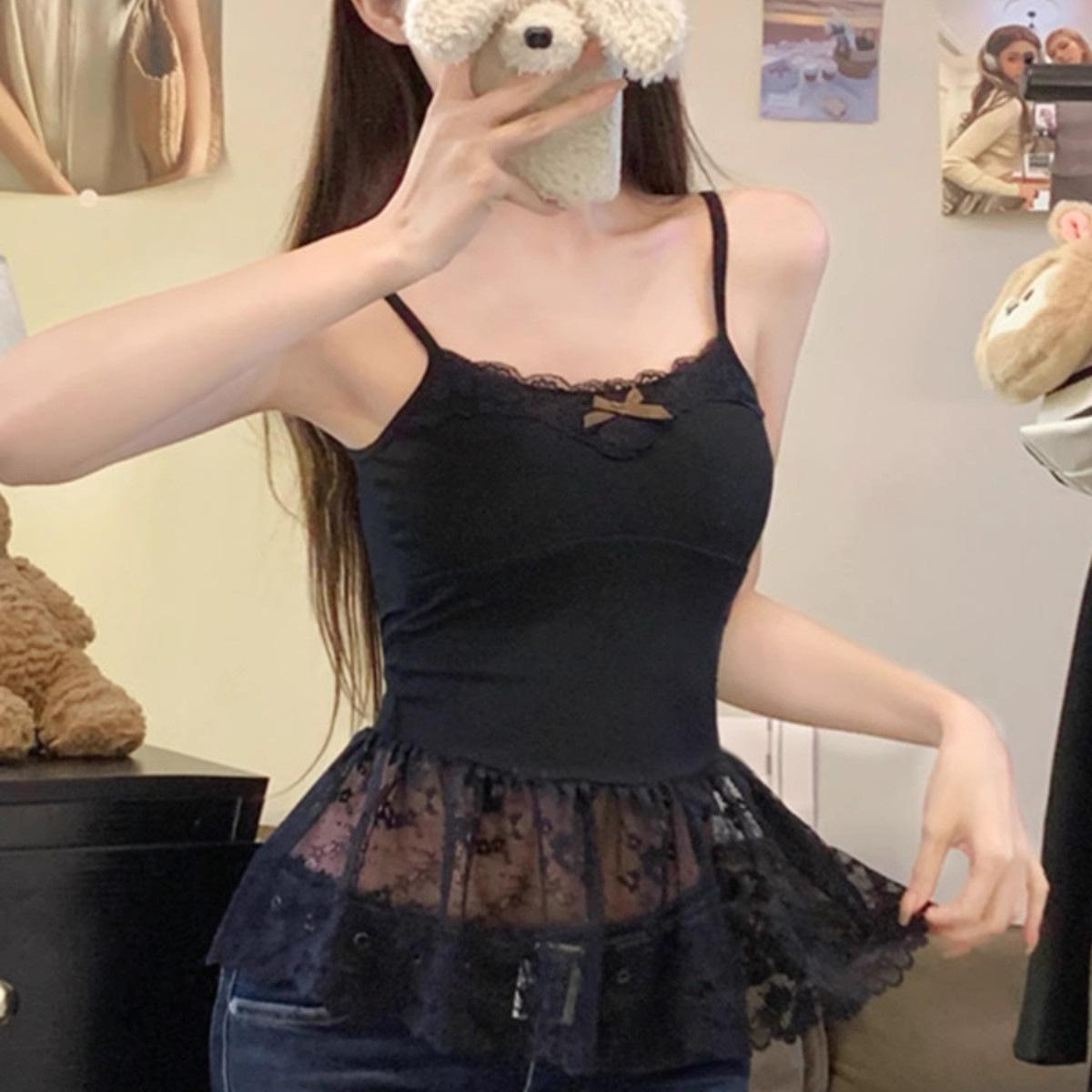 

Шикарная и чувственная женская майка без рукавов с кружевной отделкой в виде бантика One Size [Premium Version/With Chest Pads] чёрный