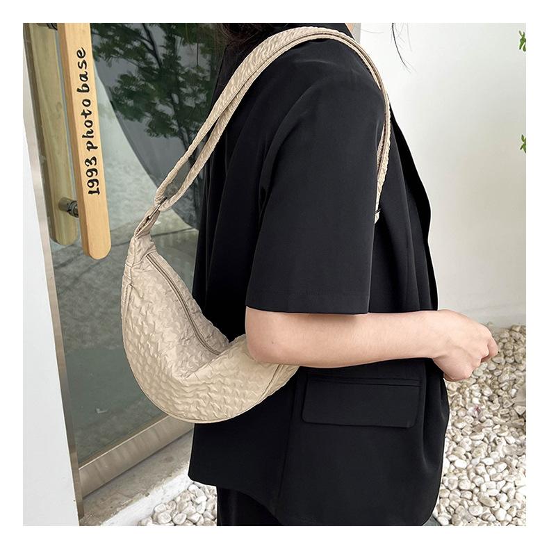 Women Solid Color Zipper Dumpling Bun Inclined Satchel Bag Leisure Large Capacity Shoulder Bags Wrinkled Adjustable Band Strap
