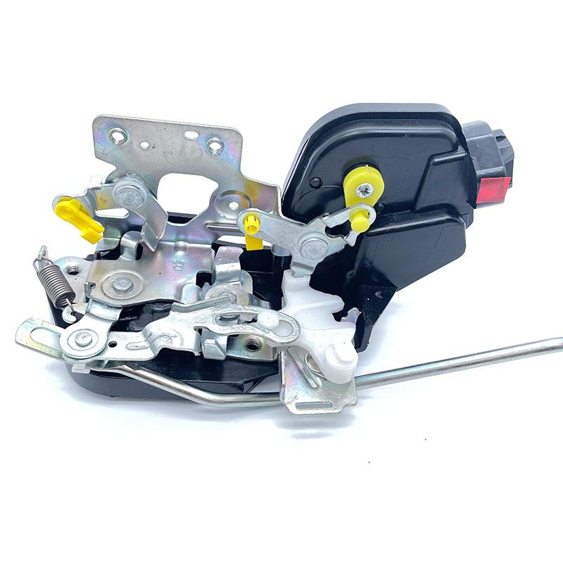 

813202E010 Привід замка дверей Передній Правий Для Hyundai Tucson 2005 2010