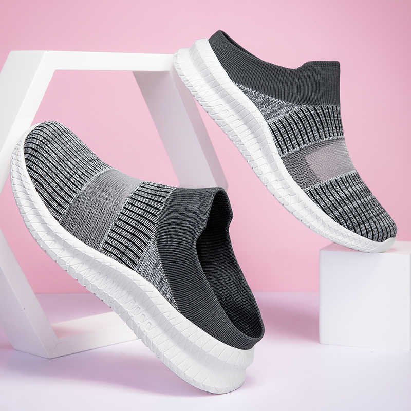 Fashion Velvet Round Toe Kawaii Trainers Vulcanize Particular Woman Shoes Cheap Woman Sneakers Sport Casual Offers Suppliers