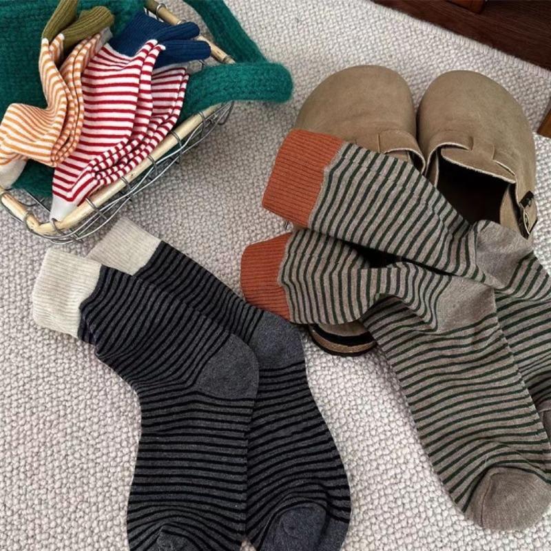 Striped Socks for Women's Autumn and Winter, Paired with Burken Shoes and Socks, Cotton College Windbreakers