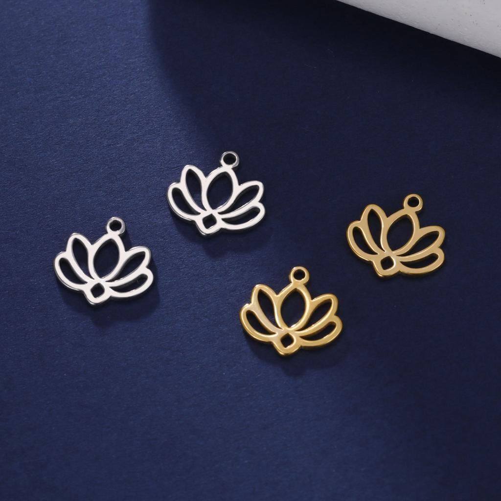 Teamer 5pcs/lot Stainless Steel Charms for Jewelry Making Bear Leaves Stars Pendant Mini Charm Bracelet DIY Accessories Hot Sale