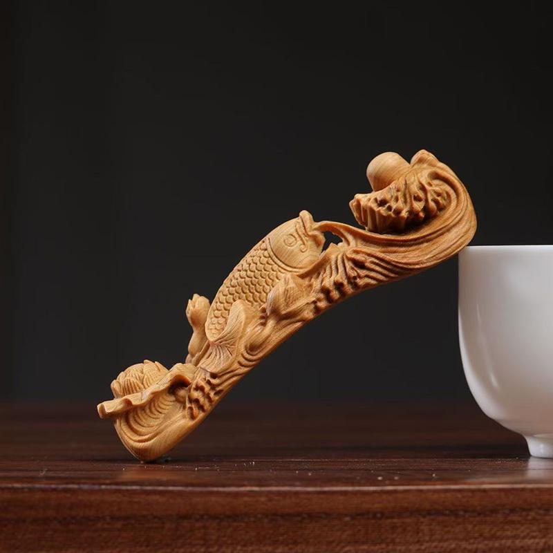Solid Wood Carving Ruyi Fish Sculptures and Figurines Lucky Small Animals Cute Home Room Office Table Decoration and Accessories