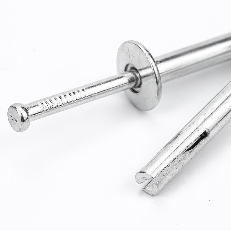 White Zinc-Plated American Core Expansion Nail Set for Hammer Use