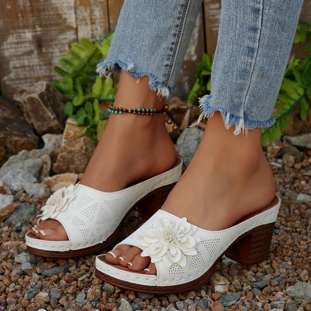 Fashion 2025 New Ladies' Flower Decorative High Heels Sandals Summer Fashion Casual Comfortable Slippers for Women