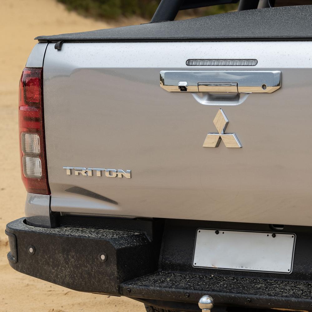 Adesivo de Logo 3D ABS para Grade Frontal, Porta-malas, Volante de Carro Para Mitsubishi Lancer Lancer EX Galant ASX Outlander Pajero Eclipse