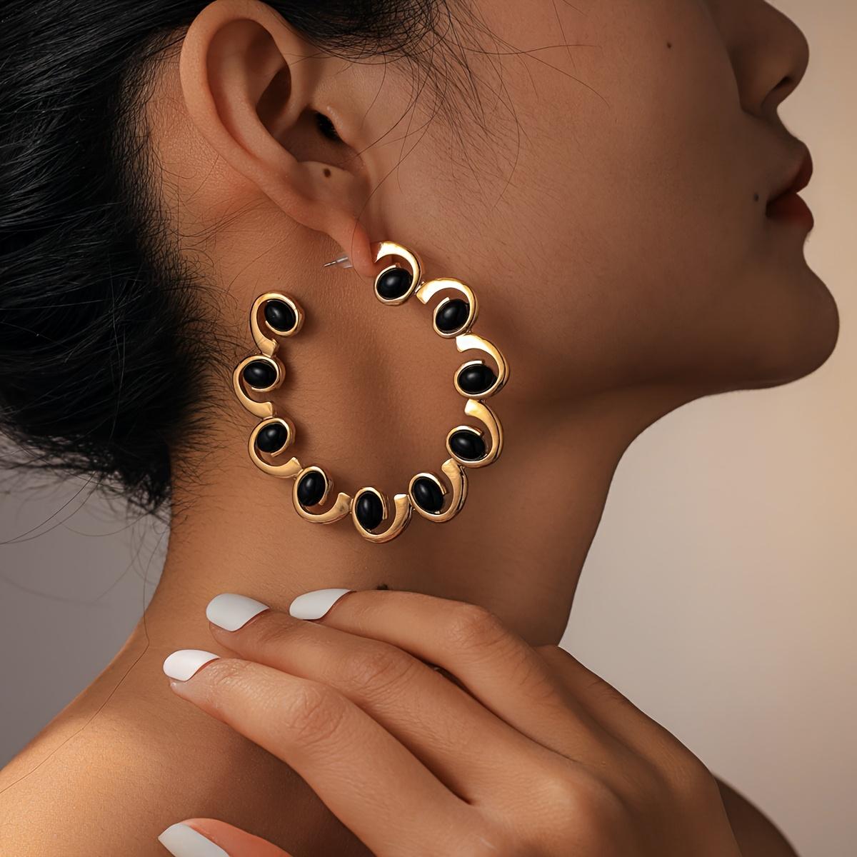 

Модные серьги-подвески для женщин золотой