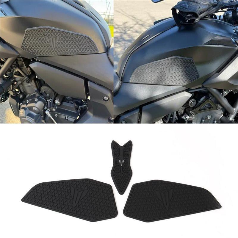 Side Knee Grip Traction Pad Motorcycle Tank Pad Protector Sticker For MT07 MT-07 2025