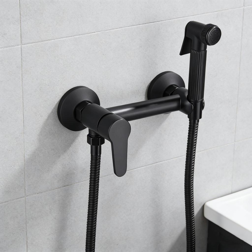 Hot and Cold Simple Faucet Bidet Sprayer Shattaf Set Multifunctional Toilet Companion Pressurized Shower Kit