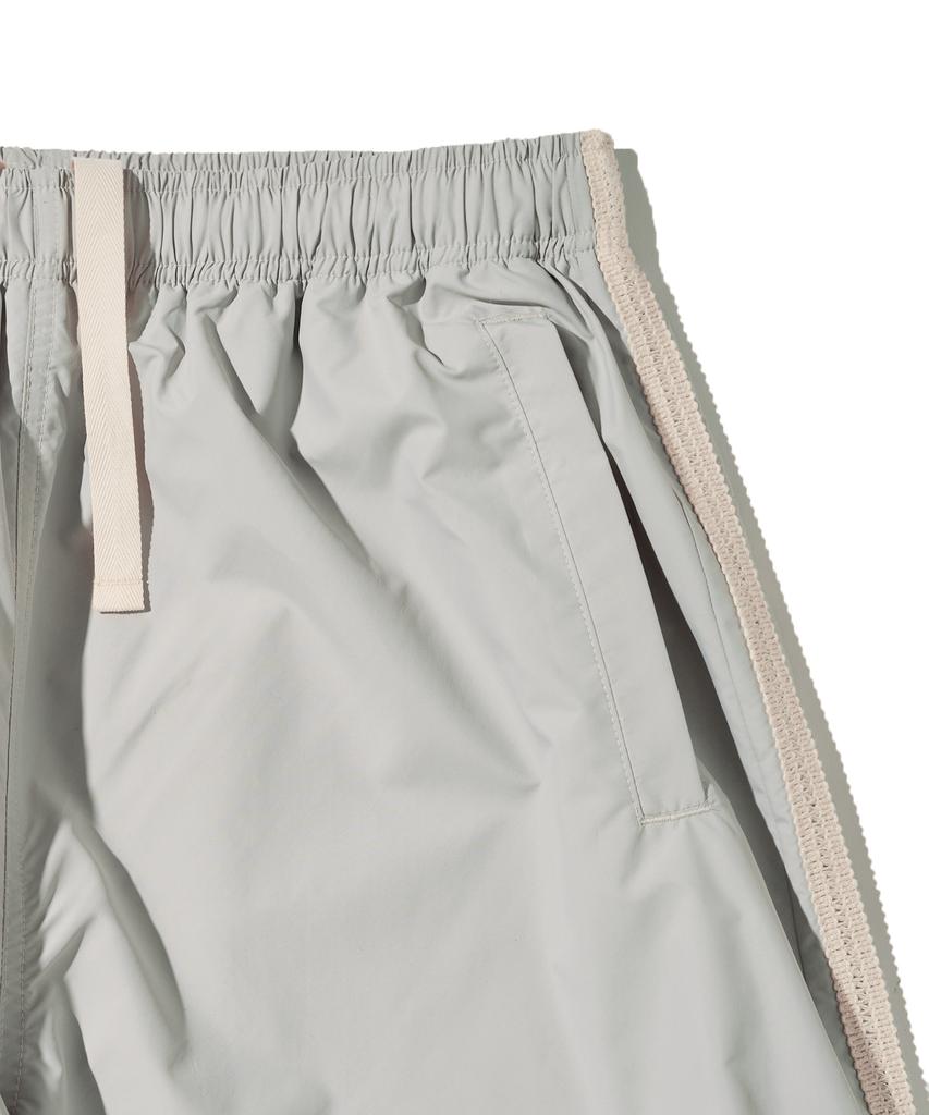 PHYSICAL DEPARTMENT Line Point Pintuck Track Pants_Grey