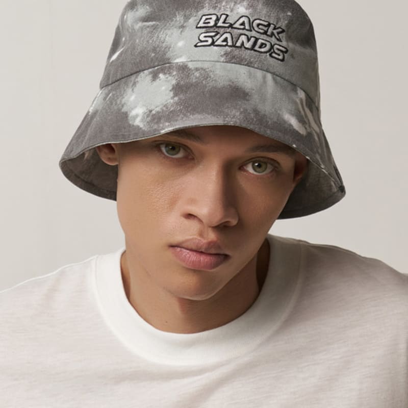 

BLACK SANDS Space Labor Bucket Hat Black BLACK_Free
