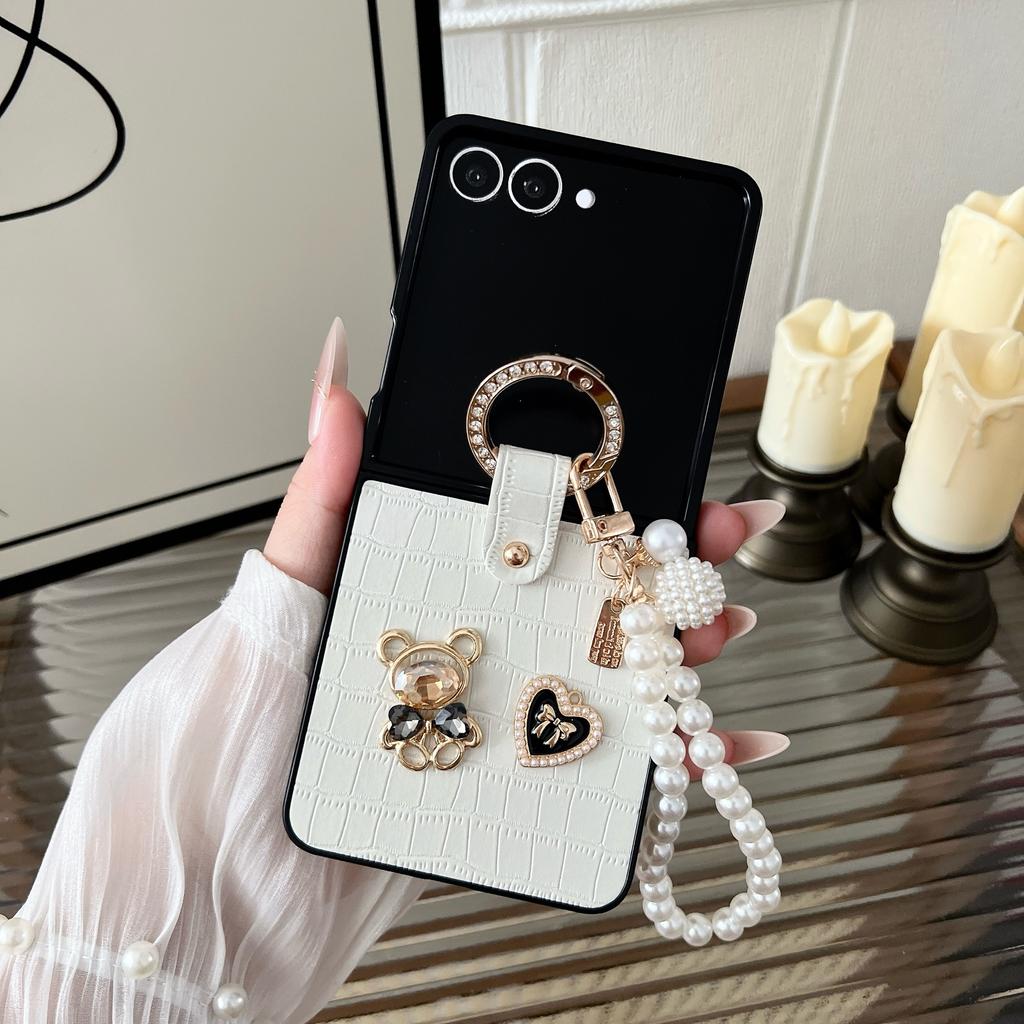 Crocodile Pattern PU Leather Phone Case for Samsung Z Flip7/6 3/4/5 Bear Bracelet Hand Carry Ring All-Inclusive Protective Cover