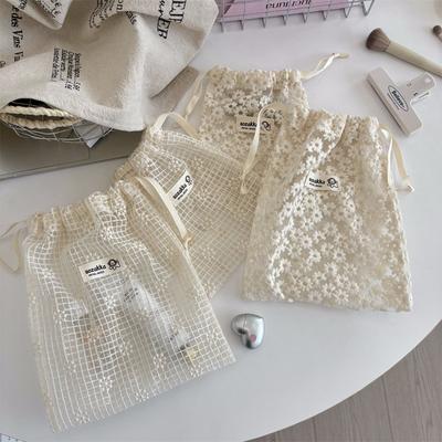 Mesh Lace Embroidery Daisy Storage Bag, Drawstring Pocket, Travel Skincare Distribution Bag, Sundries Storage Bag
