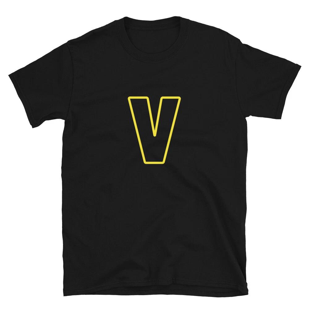 Letter V Yellow Bold Font Simple Black T-Shirt 4XL