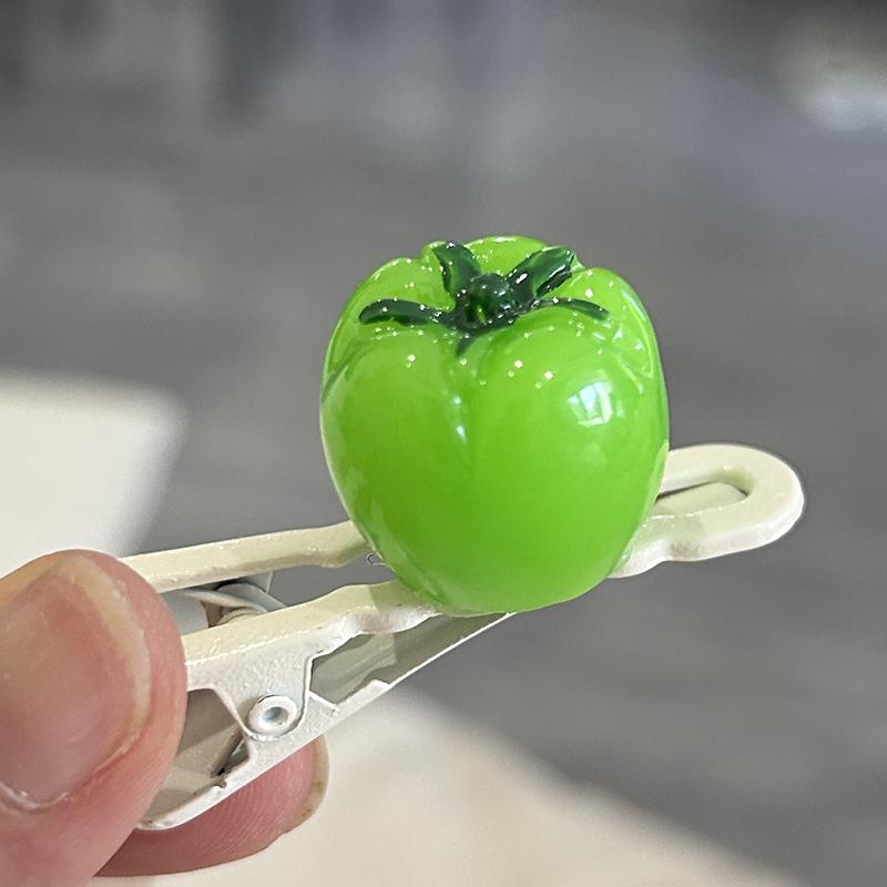1 szt. Kreatywna zabawka warzywna Symulacja 3D Pomidor Klips do włosów Dziewczęce ozdoby do włosów Klips aligator Akcesoria do włosów DIY