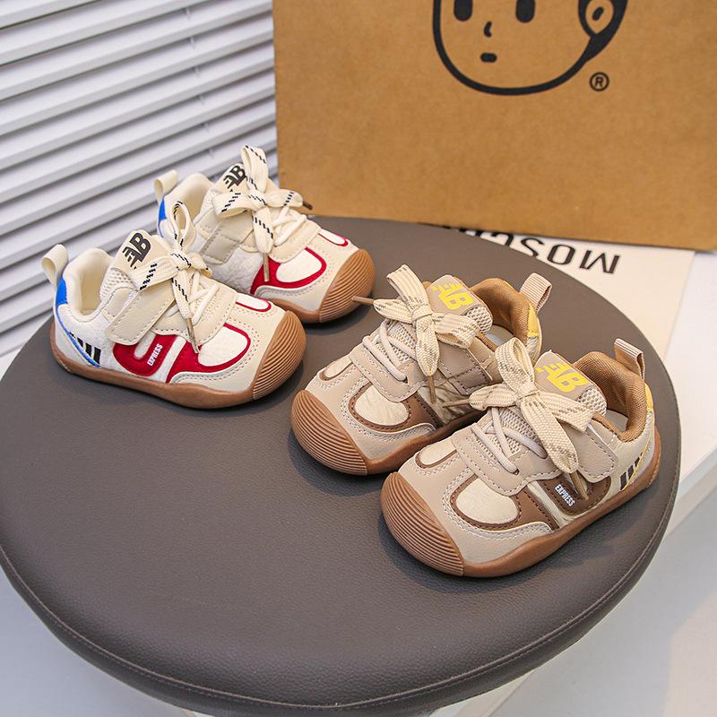 Baby Jungen Weichsohlen-Kleinkindschuhe 2025 Herbst neue Kinder-Sportschuhe Kinder-Freizeitschuhe Mode Mädchen Board-Schuhe
