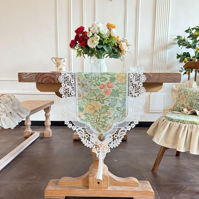 

2025 New Arrival Pastoral Style Table Runner Tablecloth American Small Floral Bench Fabric TV Cabinet Cover Towel Chest of Drawers Cover Cloth Fresh and elegant 40*70cm