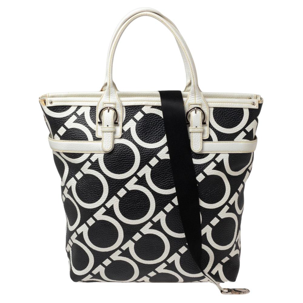 

Salvatore Ferragamo Gancini Print Leather Tote black