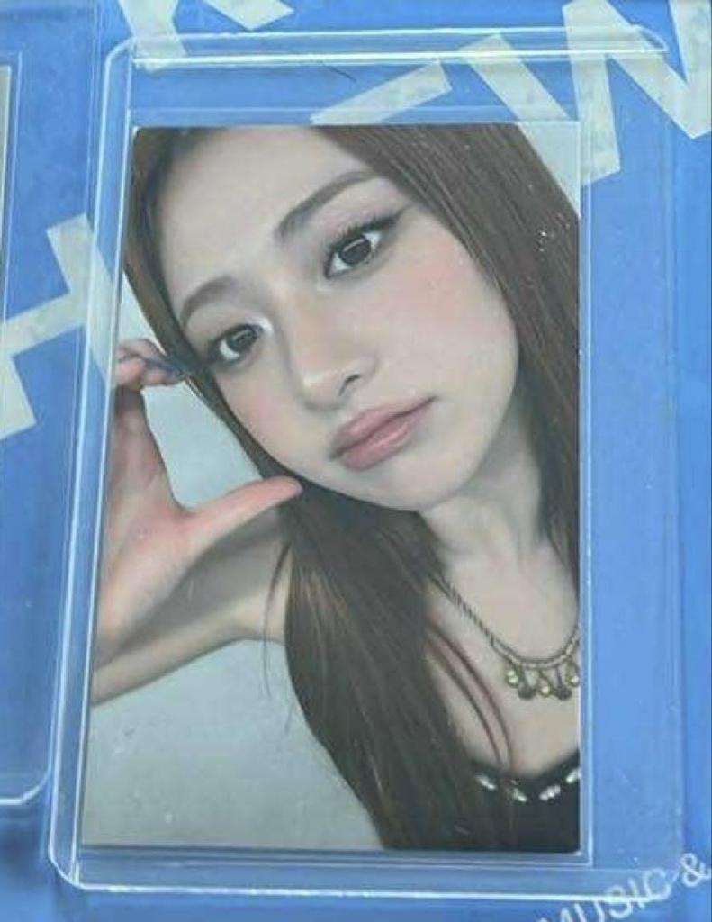[USED] LESSERAFIM 2025 Tour Taipei Piona Exclusive Yunjin