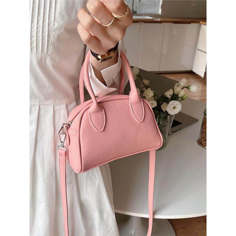 Niche bowling bag women s 2 new versatile shoulder crossbody simple portable shell bag Standard розовый