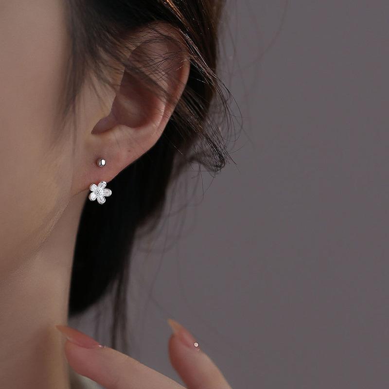 Cute 925 Sterling Silver Simple Little Flower Earrings Fashion Jewelry and Korean Earring Party Gift