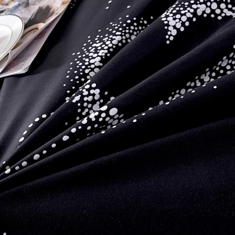 3Pcs Love Heart Duvet Cover Set Romance Queen King Size Bedding Set Zipper Quilt Cover and 2 Pillowcase Soft Skin-friendly