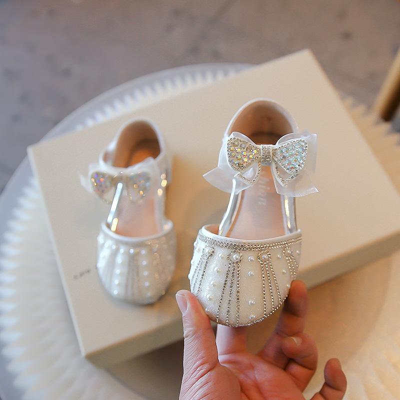 

Girls Half Sandals Sweet Ins Trendy Kids Beach Shoes Mesh Lace Bow 2025 New Girls Princess Shoes Summer Dance Pu Leather Shoes 23 серебряный