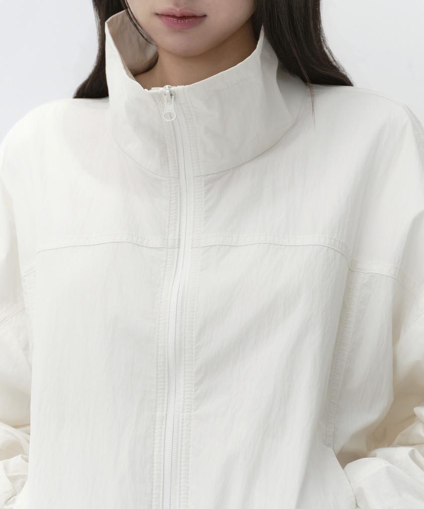 Musinsa Standard Woman Cn High Neck Windbreaker [Ivory]