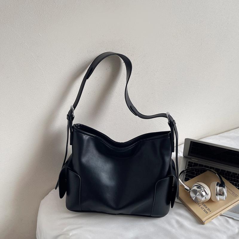 2025 Autumn New Retro Large-capacity Tote Bag Women's Shoulder Messenger Fashion Bag Daily Commuter Temperament Women's Bag
