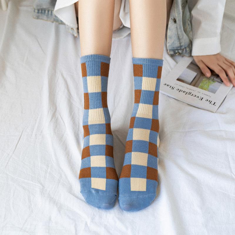 Striped Autumn Woman Socks Soft Cotton Breathable Elastic Middle Tube Sock Harajuku Gilrs Socks Sokken