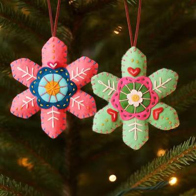 Weihnachtsanhänger DIY Filz Bastelset Künstlerischer Handgemachter Anhänger mit Blumen Sternen Blättern Vielseitige Heimdekoration