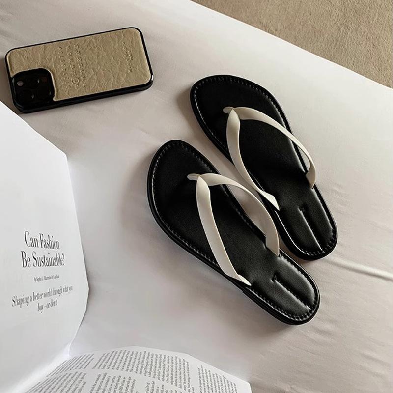 French simple flip-flops female summer wear fairy style clip toe slippers comfortable leisure vacation beach sandals 34