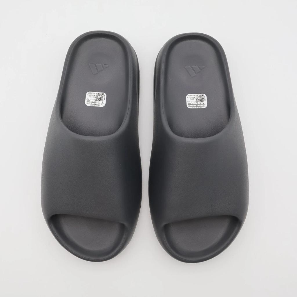 ID4132 adidas Yeezy Slide Granite (Men's)