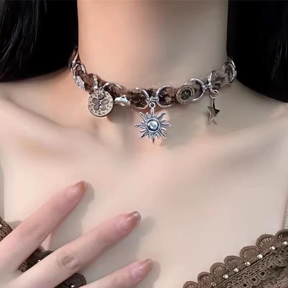 Retro Spicy Girl Butterfly Punk Leather Choker Necklace