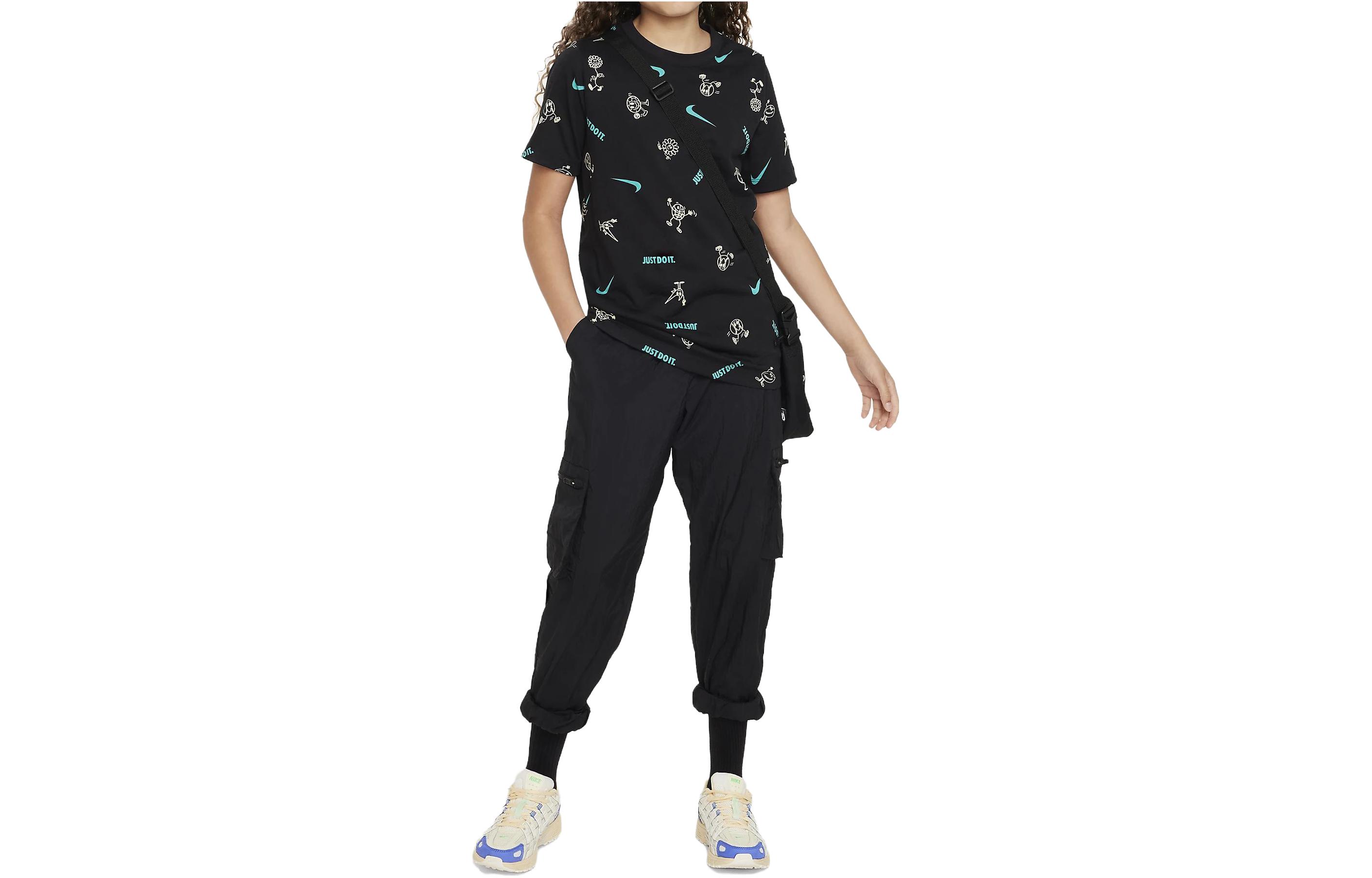 

Nike Kids T Shirts Crew Neck Moderate FD3968-010 S