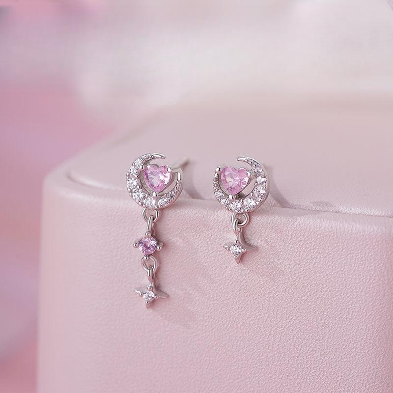 

Оригинальный комплект ожерелья Sweet Moon Love с элегантными и современными женскими аксессуарами INS