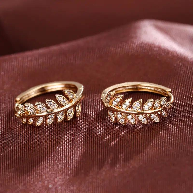 Cao Shi Exquisite Olive Branch Zircon Leaf Earrings