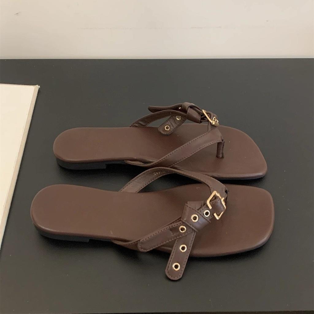 Korean niche belt buckle flip-flops women wear summer new toe slippers women's flat holiday beach sandals