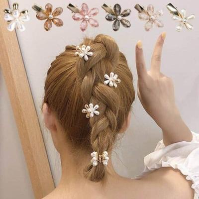 Broșe și accesorii pentru corp