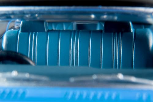 TOMYTEC Tomica Limited Vintage Neo LV-N Daitokai 04 Nissan Gloria from Daitokai Part III Episode 40 "Dr. Munekata's Testimony" (Finished Model) 331612