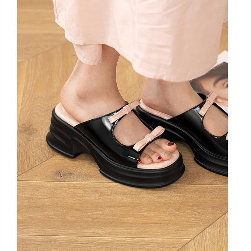 Sweet limited~ platform sandals women's 2025 new muffin wedge heel open-toed half slippers fashion outer wear increase