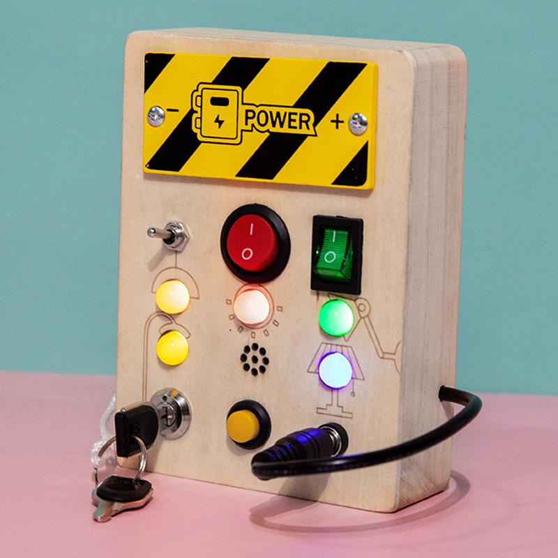 Children'S Educational Early Education Toys Wooden Switch Socket Led Light Traffic Light Kindergarten Busy Board